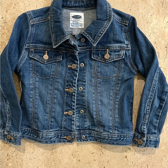 Girl’s Size 4 Gap Denim Dress and Old Navy Denim Jacket Bundle - Picture 5 of 6